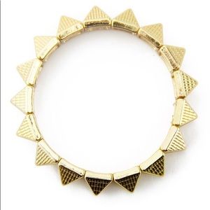 🚨—SOLD OUT—🚨Gold Pyramid Stud Stretch Bracelet